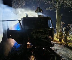 Ciężarówka płonęła jak pochodnia! Droga była zablokowana