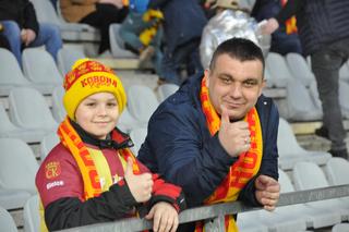 Korona Kielce - Legia Warszawa. Zdjęcia kibiców na Suzuki Arenie