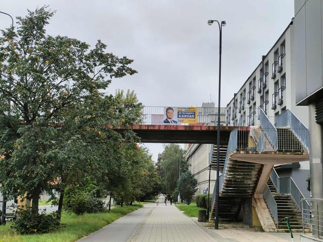 Plakaty wyborcze w Łodzi. Jest ich mnóstwo. Co się z nimi stanie po wyborach?