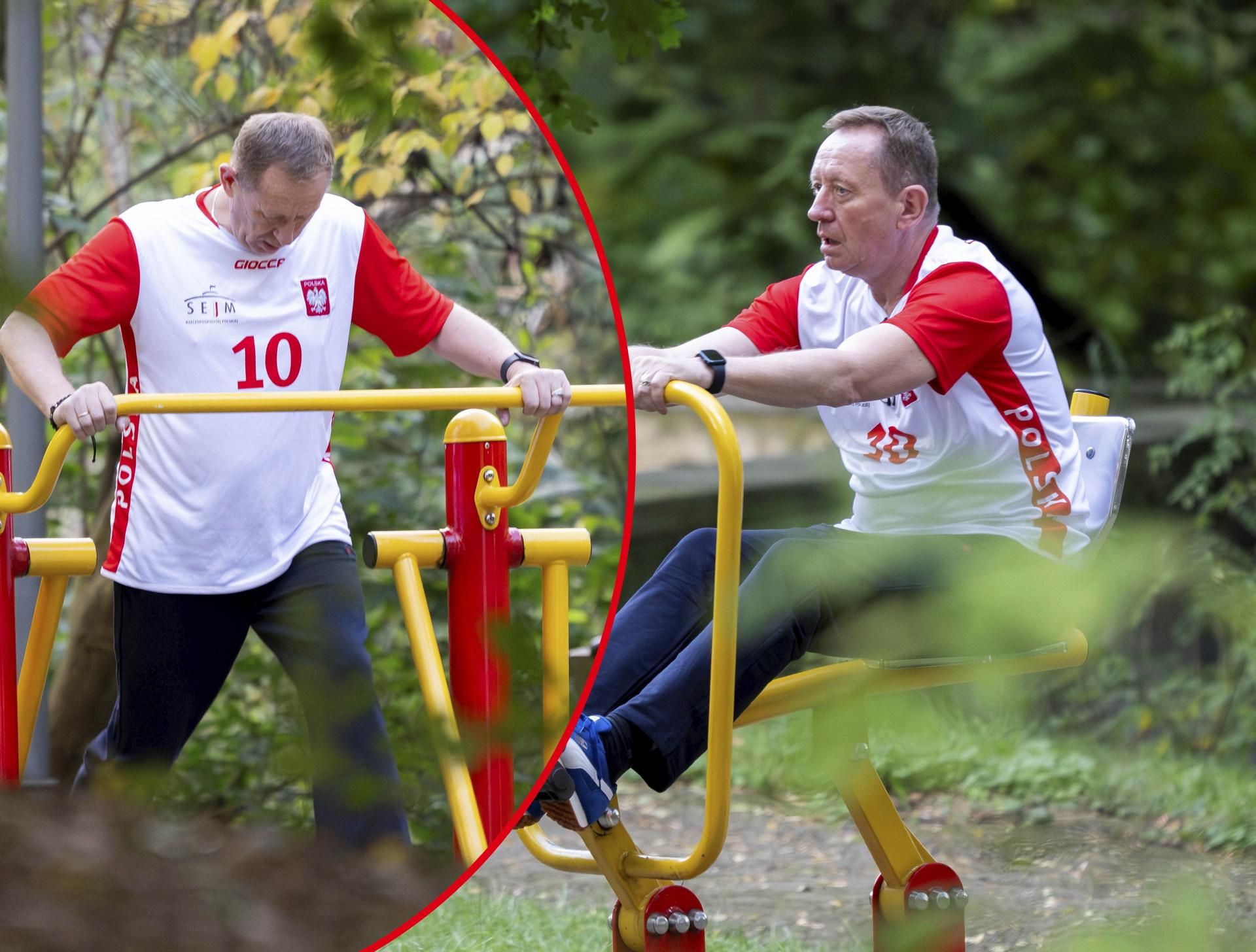 Poseł PiS wybrał się na siłownię pod chmurką. Trenuje przed walką w parlamencie [ZDJ…