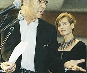 Ogłoszenie wyników - przewodniczący jury Stanisław Fiszer i prowadząca ceremonię Monika Luft