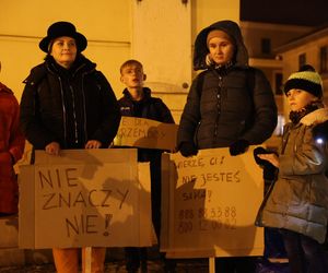 Marsz „Odzyskać noc” w Lublinie. Zwrócili uwagę na problem przemocy wobec kobiet