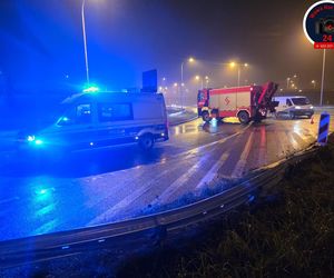 Matka nie żyje, w aucie dzieci. Śmiertelne dachowanie w Warszawie