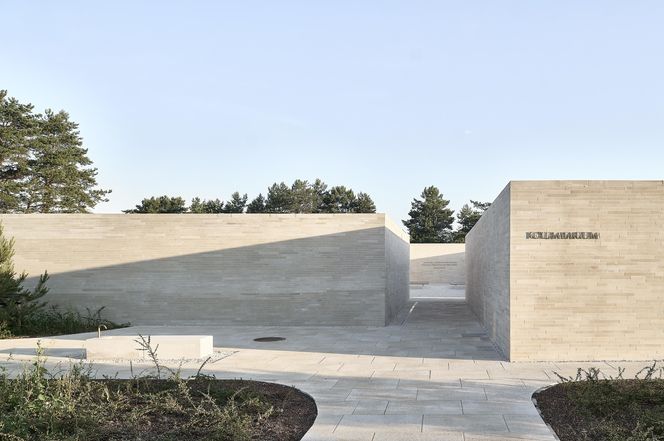 Zespół kolumbariów na Cmentarzu Komunalnym w Radomiu