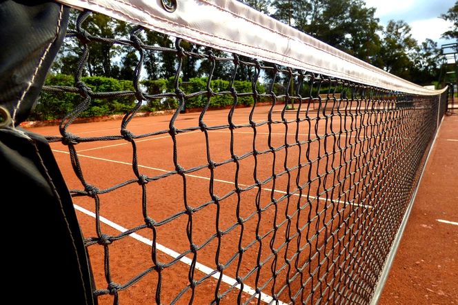Tenis ziemny - zdj. ilustracyjne