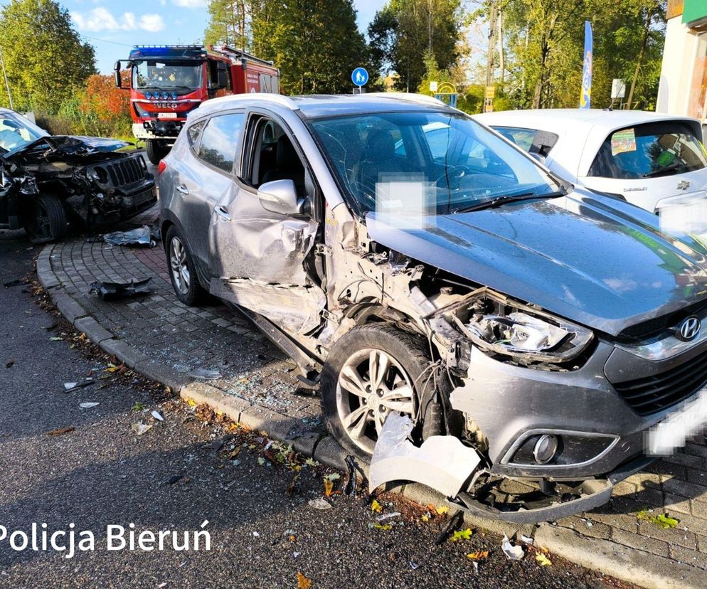 Wypadek w Świerczyńcu. Poszkodowane trzy osoby