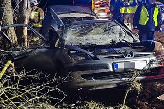 Obice. Śmiertelny wypadek kobiety i mężczyzny. Znaleźli ich policjanci [ZDJĘCIA].