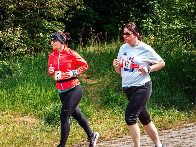Sportowe emocje w Chorzowie. 150 biegaczy wystartowało w 6. edycji Chorzowskiej Dychy