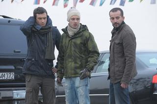 PIERWSZA MIŁOŚĆ. Hubert (Michał Czernecki), Szymon (Marcin Korcz), Kacper (Saniwoj Król)