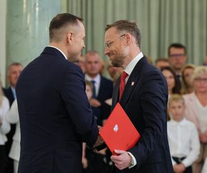 Prezydent Karol Nawrocki powołał swoich współpracowników. „Polscy patrioci i ludzie ciężkiej pracy”
