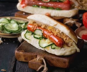 Domowy hot dog: jak zrobić? Łatwy przepis