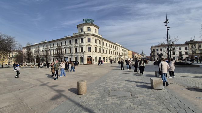 Powstał w drugiej połowie XIX wieku. Dziś zdobi Plac Litewski. Historia Hotelu Europa w Lublinie