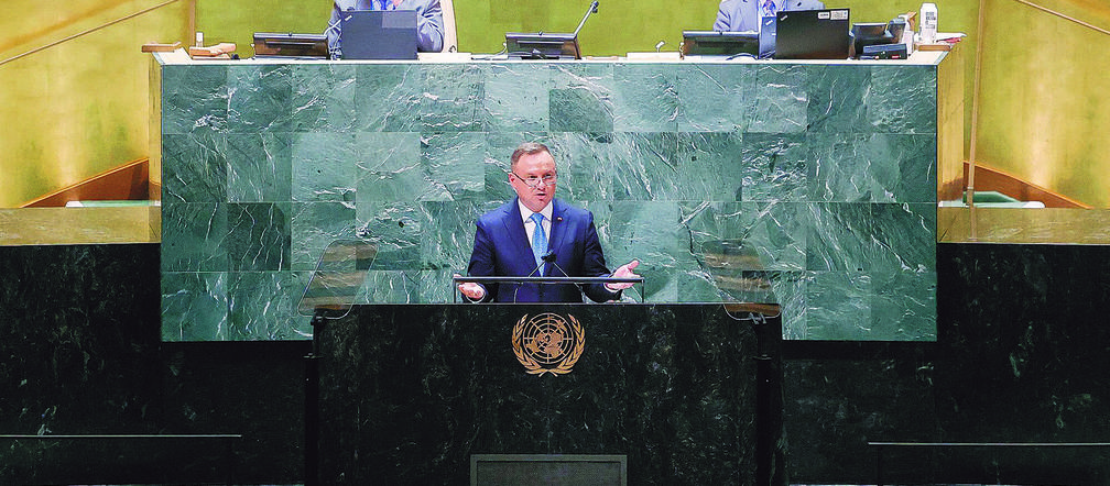 Pogoda zagoniła prezydenta do szkoły