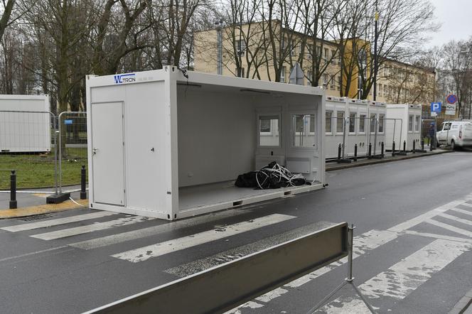 Finał WOŚP 2023. Budowa sceny w Warszawie