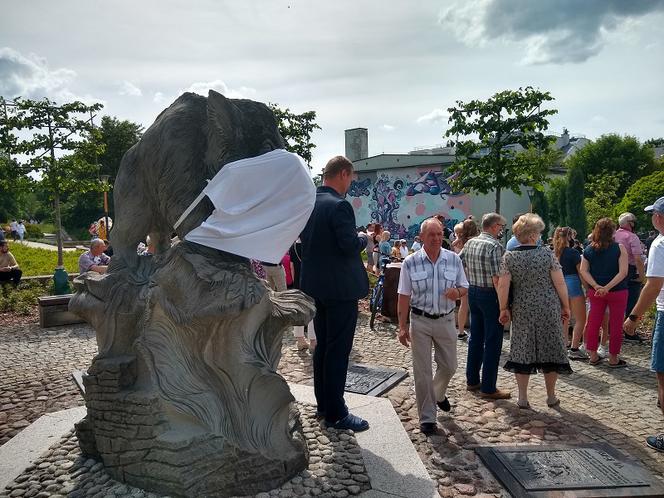 Rafał Trzaskowski w Świętokrzyskiem: Tłumy w Kielcach, incydent z KSIĘDZEM w Busku!	