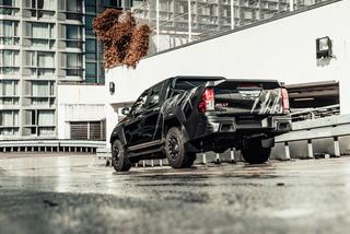 Limitowany pick-up -  Toyota Hilux Hilly