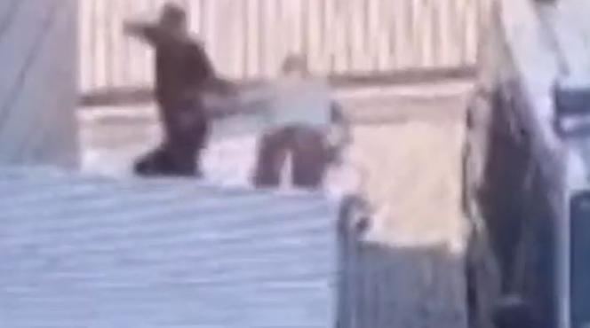 Pobił policjantów i zbiegł z konwoju w PIasecznie. To jego ściga policja