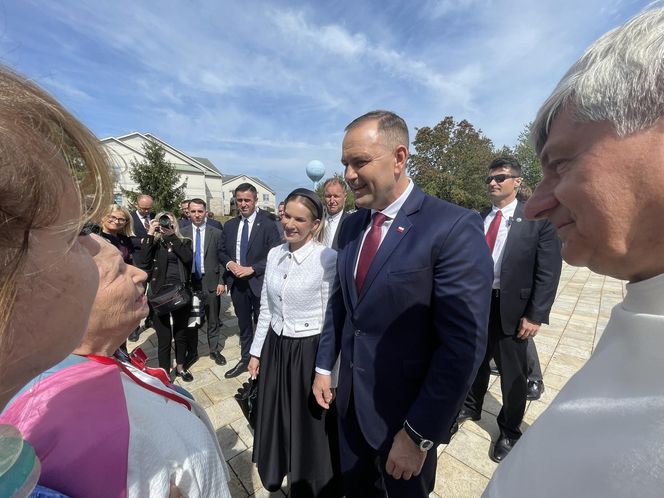 Karol Nawrocki z małżonką w USA. Tak przyjęto ich w Doleystown
