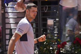 Hubert Hurkacz po 30 godzinach wygrał z Nakashimą i awansował do 3. rundy Roland Garros! Deszcz mu nie przeszkodził