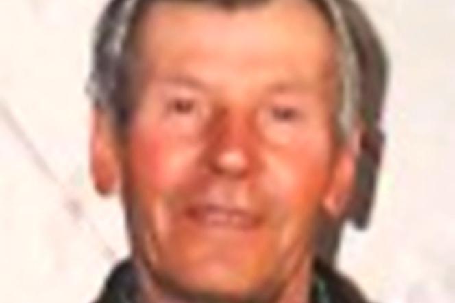 Staruszek z rozrusznikiem serca zaginął w lesie. Policja prosi o pomoc