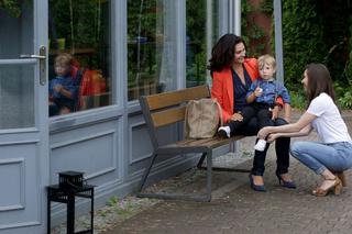 M jak miłość odc. 1403. Szymek (Staś Szczypiński), Aleksandra (Małgorzata Pieczyńska), Ania (Maria Pawłowska)