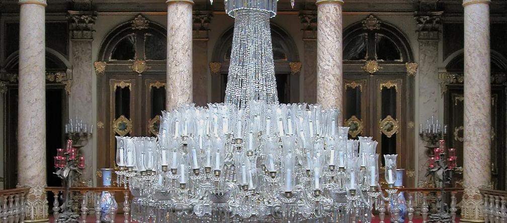 Baccarat – kryształowy żyrandol w Pałacu Dolmabahce w Stambule