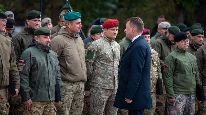 Krakowscy specjalsi z certyfikatem NATO. Gratulował im minister Błaszczak