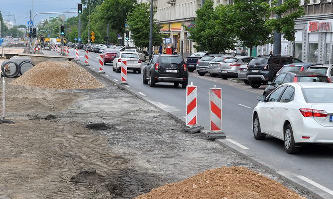 Po cichu zwężają Grochowską