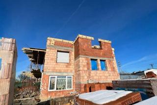 Fundacja Renovo buduje dom dla rodziny z Januszowej