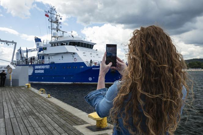 Statek "Oceanograf" powrócił do Trójmiasta. Pływał w rejsie badawczym