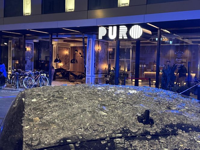 Warszawa. Totalna demolka. Audi wjechało w restaurację 