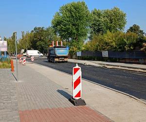 Na krótkim odcinku ulicy Wojskowej w Siedlcach pomiędzy ulicą Katedralną a rondem, także zostanie wyrównana nawierzchnia