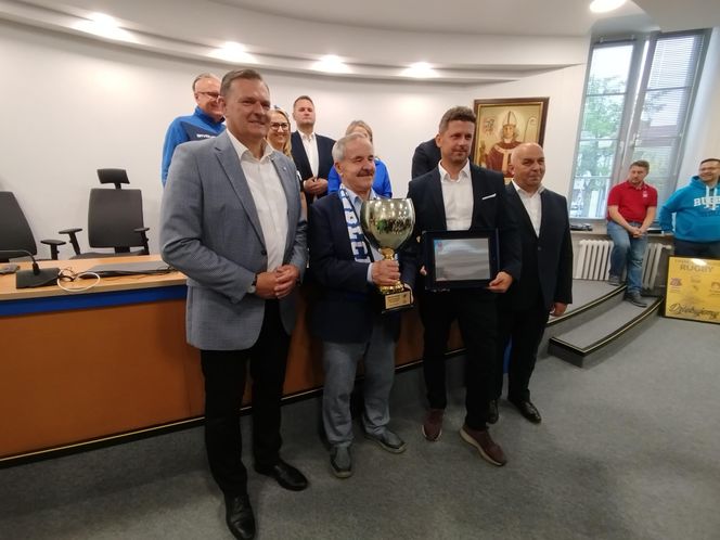 Społeczność sportowców i kibiców rugby z Siedlec uczciła największy z dotychczasowych sukcesów w historii klubu