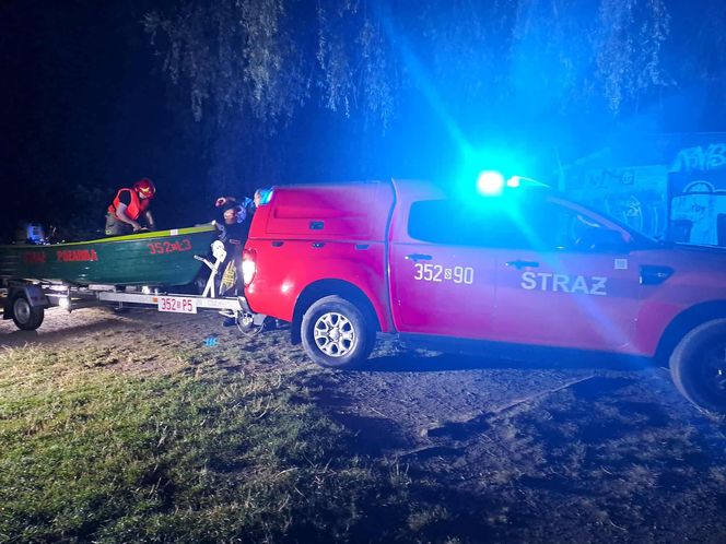 Tragiczny finał policyjnej interwencji. W zbiorniku "Pacyfik" w Częstochowie utonął 34-latek