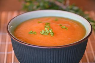Zupa krem z dyni: przepis na szybką jesienną zupę
