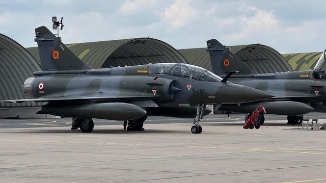 Francuskie samoloty Mirage 2000