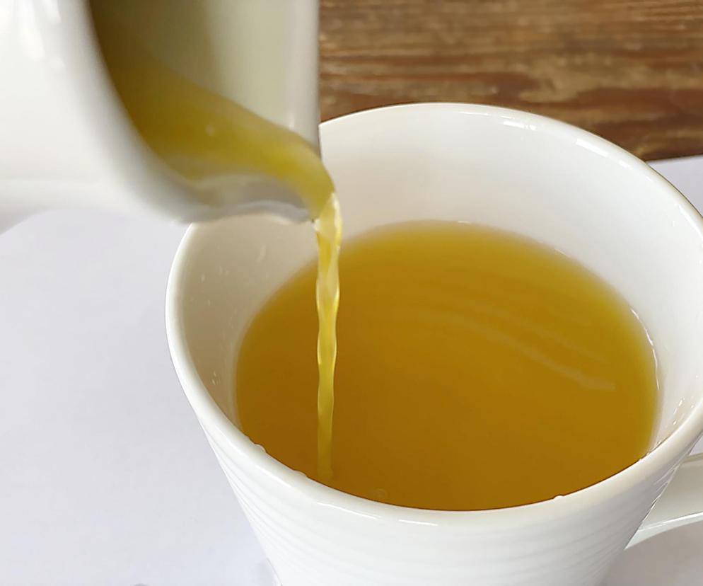 Rozgrzewa i wspiera odporność. Z tym naparem jesień nie będzie nam straszna