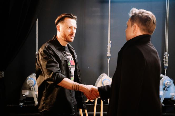 Na Wspólnej, odc. 3284: Halicki (Adam Szczyszczaj), Igor Nowak (Jakub Wesołowski)