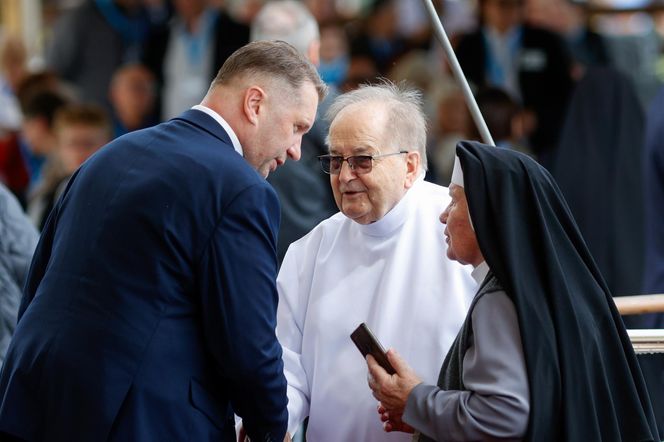 Politycy PiS zjechali na pielgrzymkę ojca Rydzyka