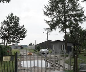 Pijany pracownik napadł z kijem na szefa
