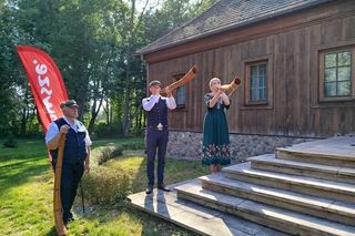 Samorząd Województwa Mazowieckiego kupił zabytkowy dwór w Paplinie wraz z otaczającym go terenem