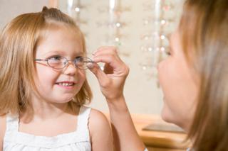 okulary dla dziecka jak je wybrac i dopasowac