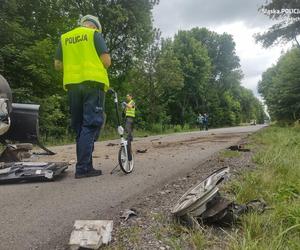 Tragedia pod Częstochową. Nie żyje 39-letni kierowca, jego brat walczy o życie w szpitalu