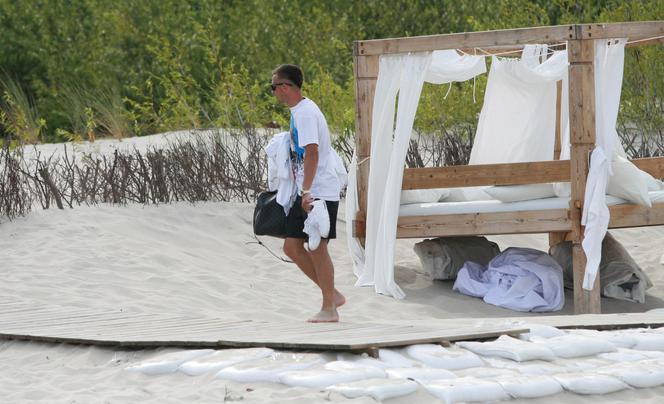 Sławomir Peszko na plaży