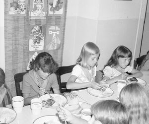 QUIZ PRL. Smaki lata w PRL-u: Czy pamiętasz letnie przysmaki swojego dzieciństwa?