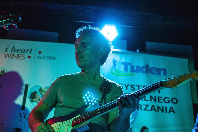 Dalszy ciąg ciekawej zimy w Hard Rock Pub Pameli. Gutek, Sidney Polak i inni...