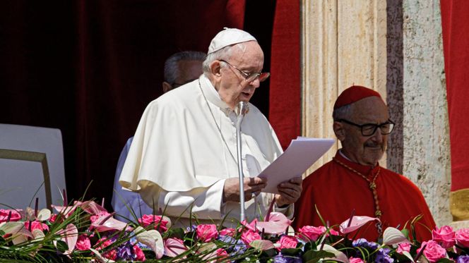 Franciszek o Ukrainie: powinna mieć odwagę wywiesić białą flagę