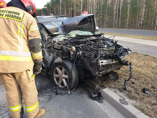 Groźny wypadek na ul. Grunwaldzkiej w Bydgoszczy. Jedna osoba poszkodowana 