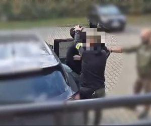 Oszuści z Pruszkowa w areszcie! Sprawdź, na czym polegały ich przestępstwa finansowe