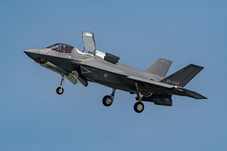 Japońskie myśliwce F-35B